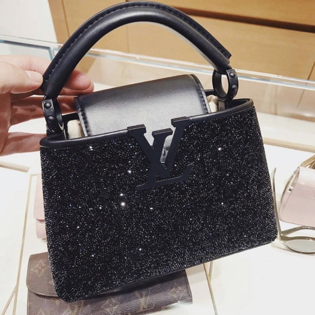 LOUIS VUITTON CAPUCINES MINI-TASCHE