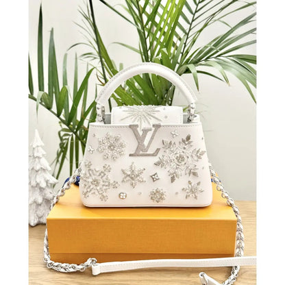 LOUIS VUITTON CAPUCINES MINI TASCHE