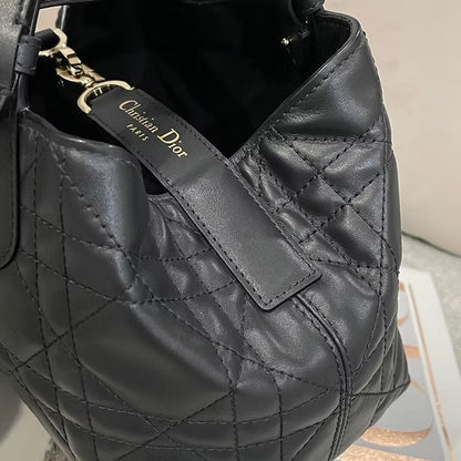 DIOR MITTELGROSSE HANDTASCHE